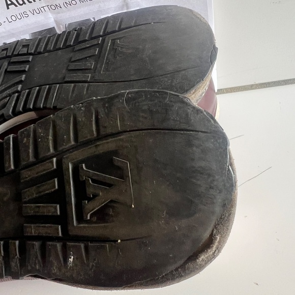 Authenticated Louis Vuitton Burgundy Suede Run Away Sneakers Men's Size 8/US 9 - Picture 16 of 16